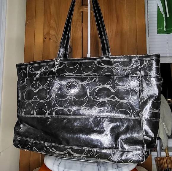 Coach XL Tote Bag - Picture 3 of 16